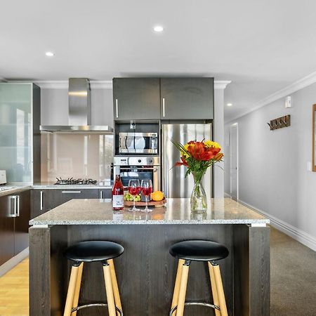 Lakefront Luxury 912 The Beacon 3 Bedroom Queenstown Eksteriør billede